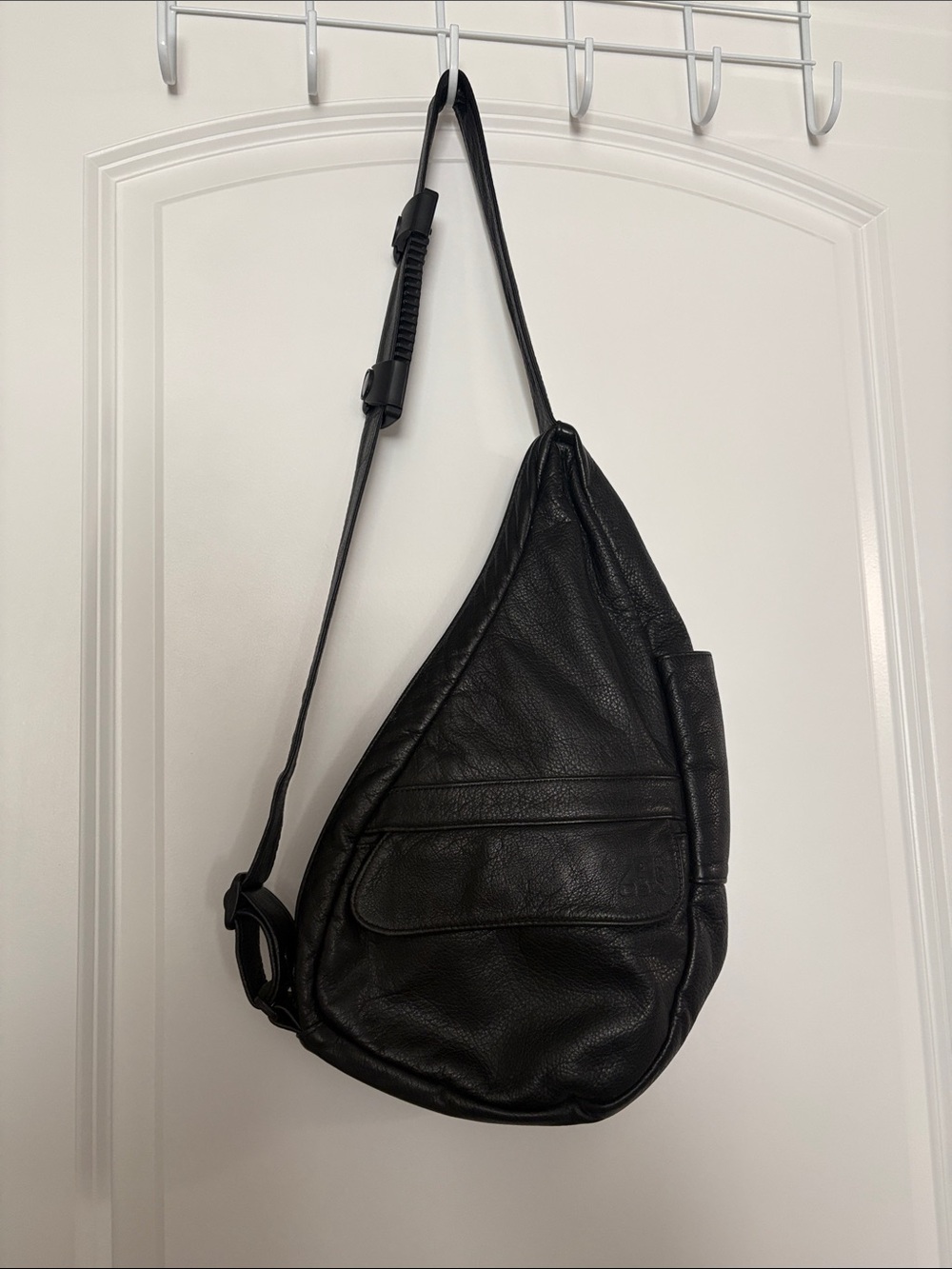 Leather AmeriBag Healthy Back Bag* Classic Black Sling Backpack Purse 18"